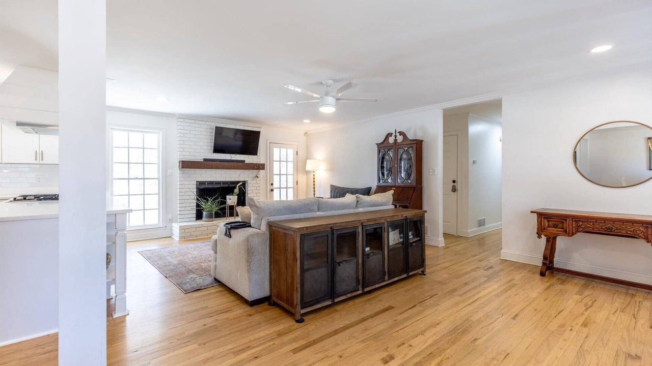 Photo of Livingroom in Acworth