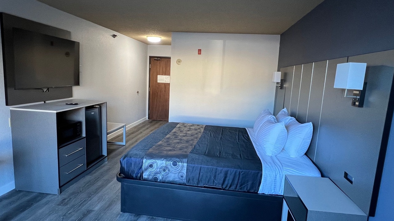 Photo of Bedroom in Eagan