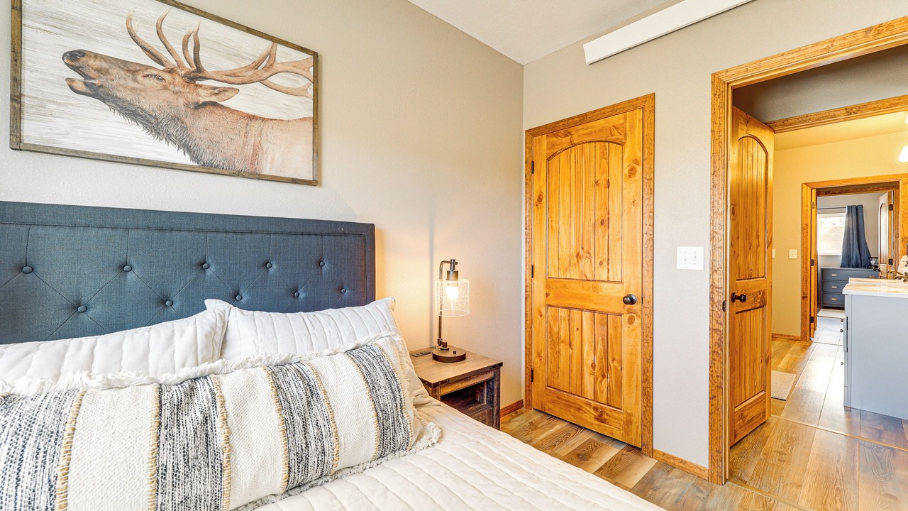Photo of Bedroom in Springerville