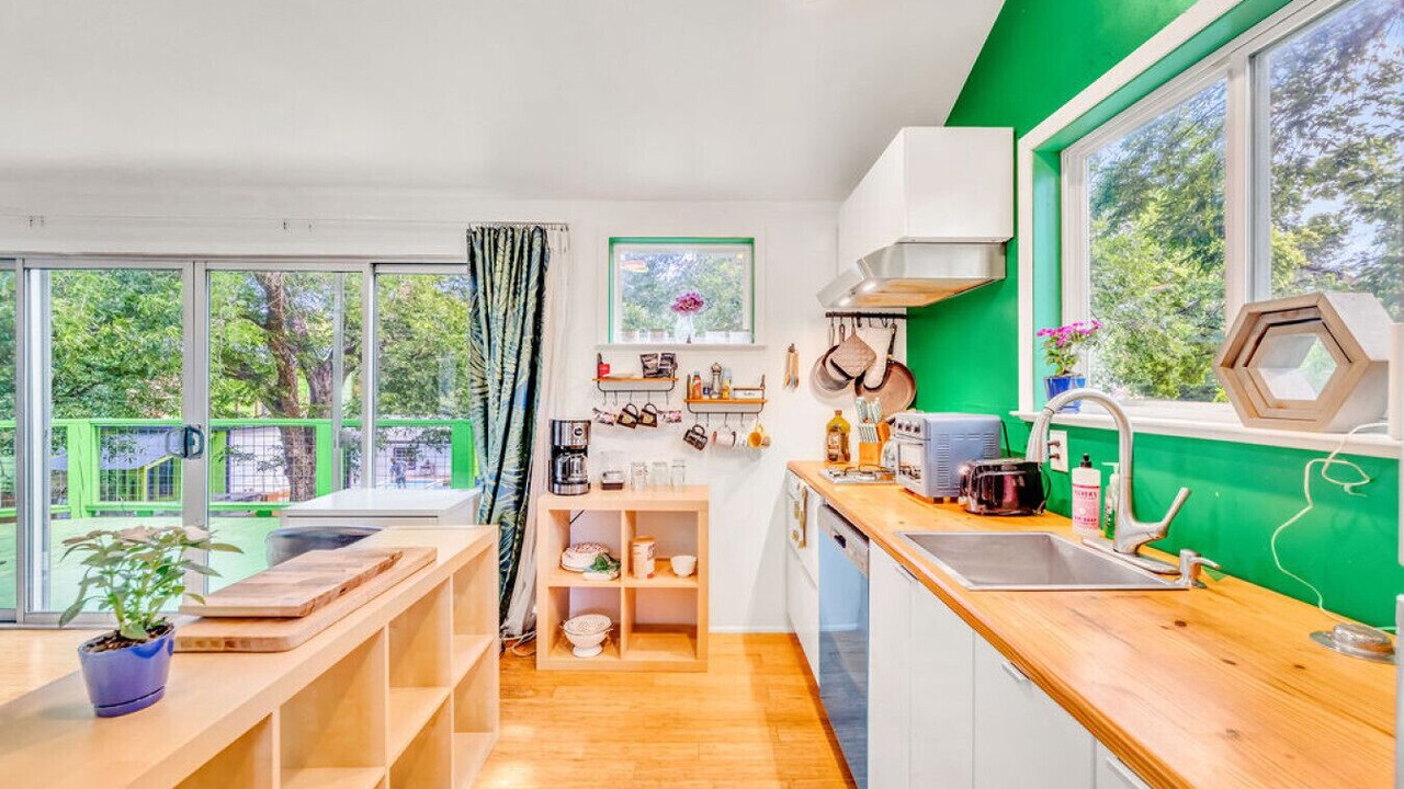 Photo of Kitchen in Chestnut