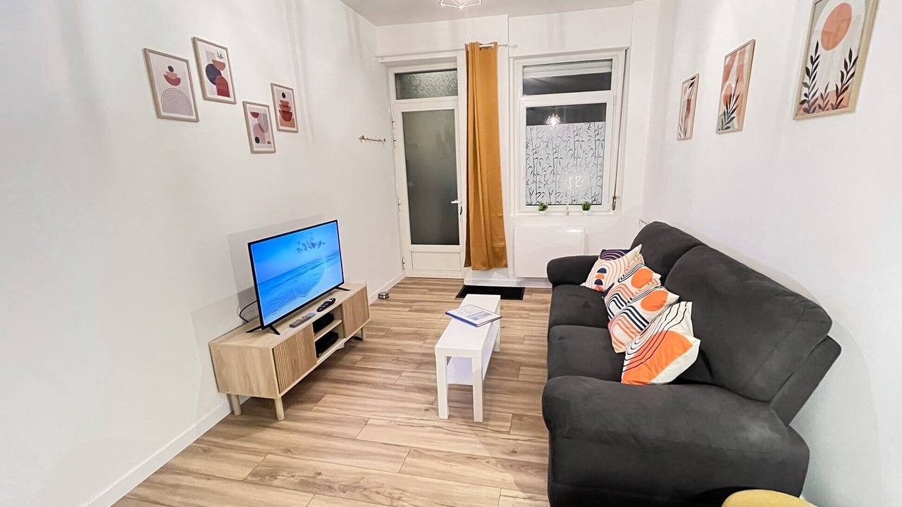 Photo of Livingroom in Calais Frethun