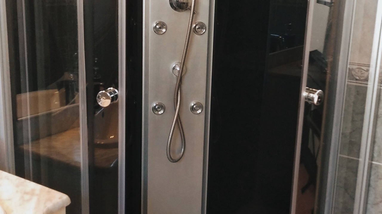 Photo of Bathroom in Pouzolles
