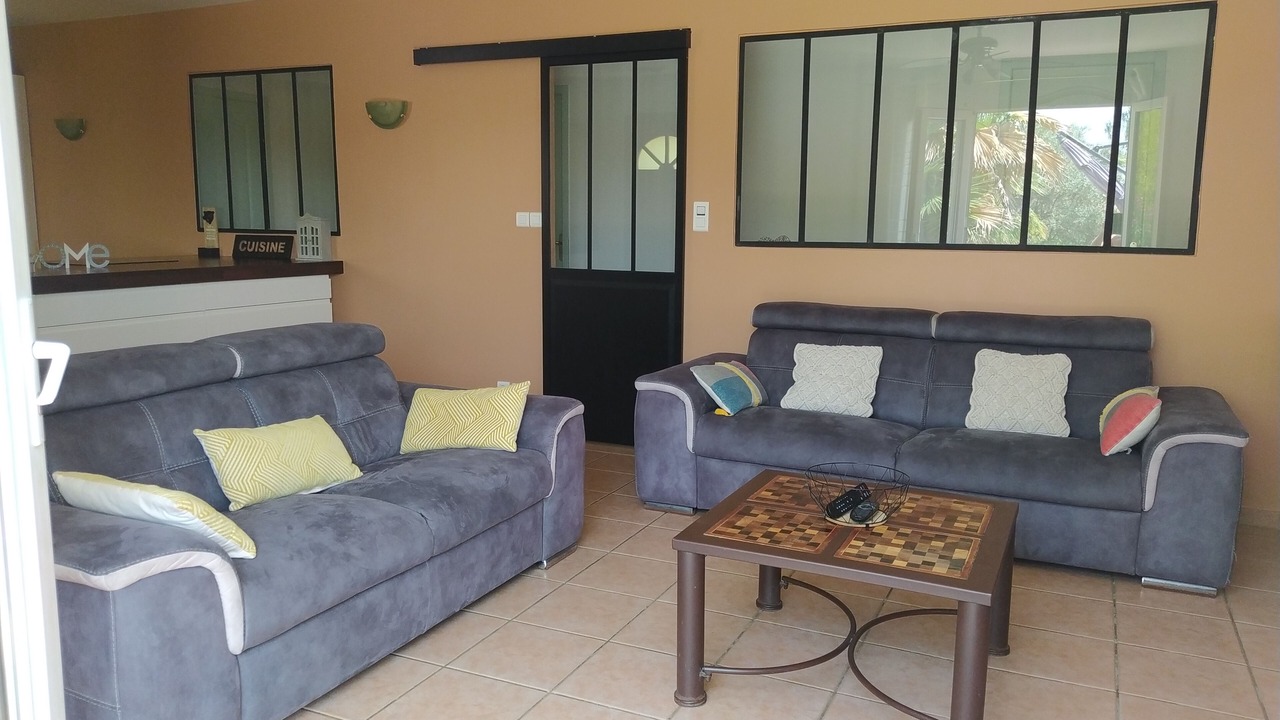 Photo of Livingroom in Pouzolles