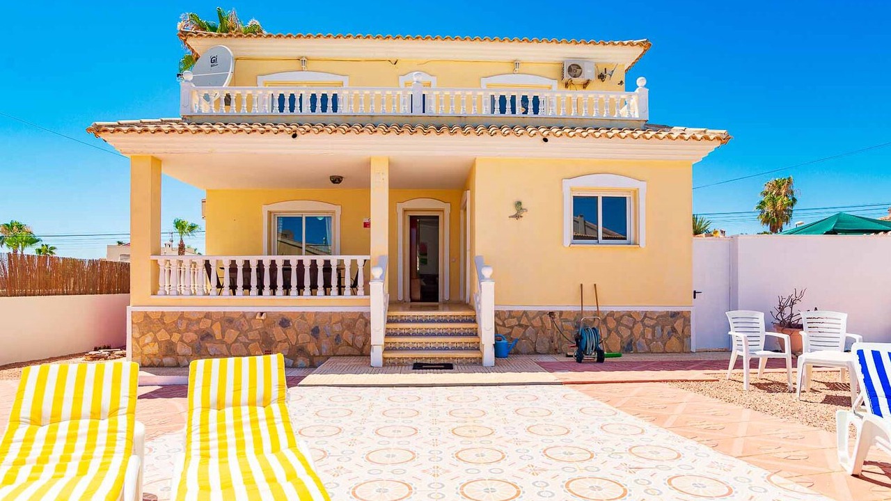 Photo of Patio Balcony in Quesada