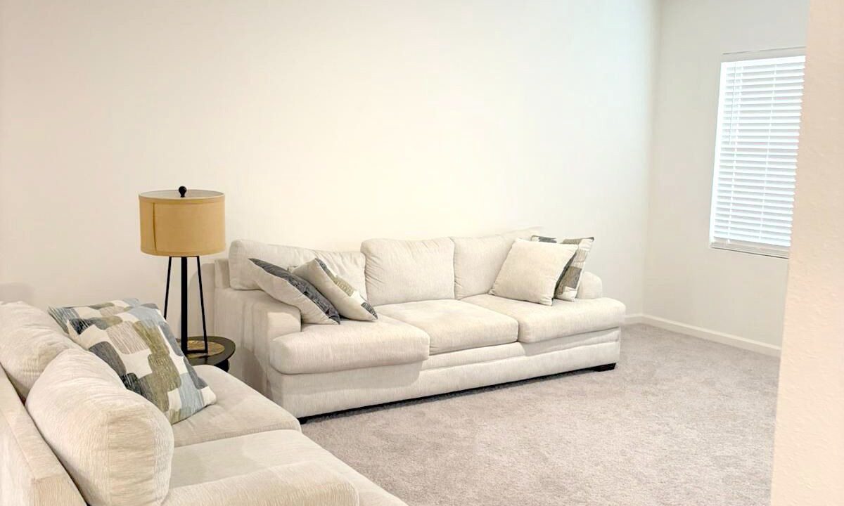 Photo of Livingroom in Weston