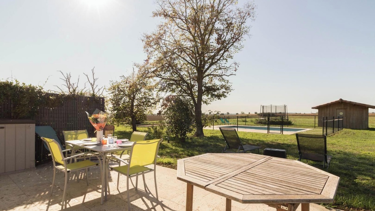 Photo of Outdoor in Merville