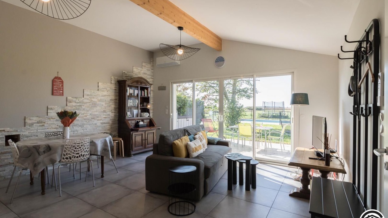 Photo of Livingroom in Merville