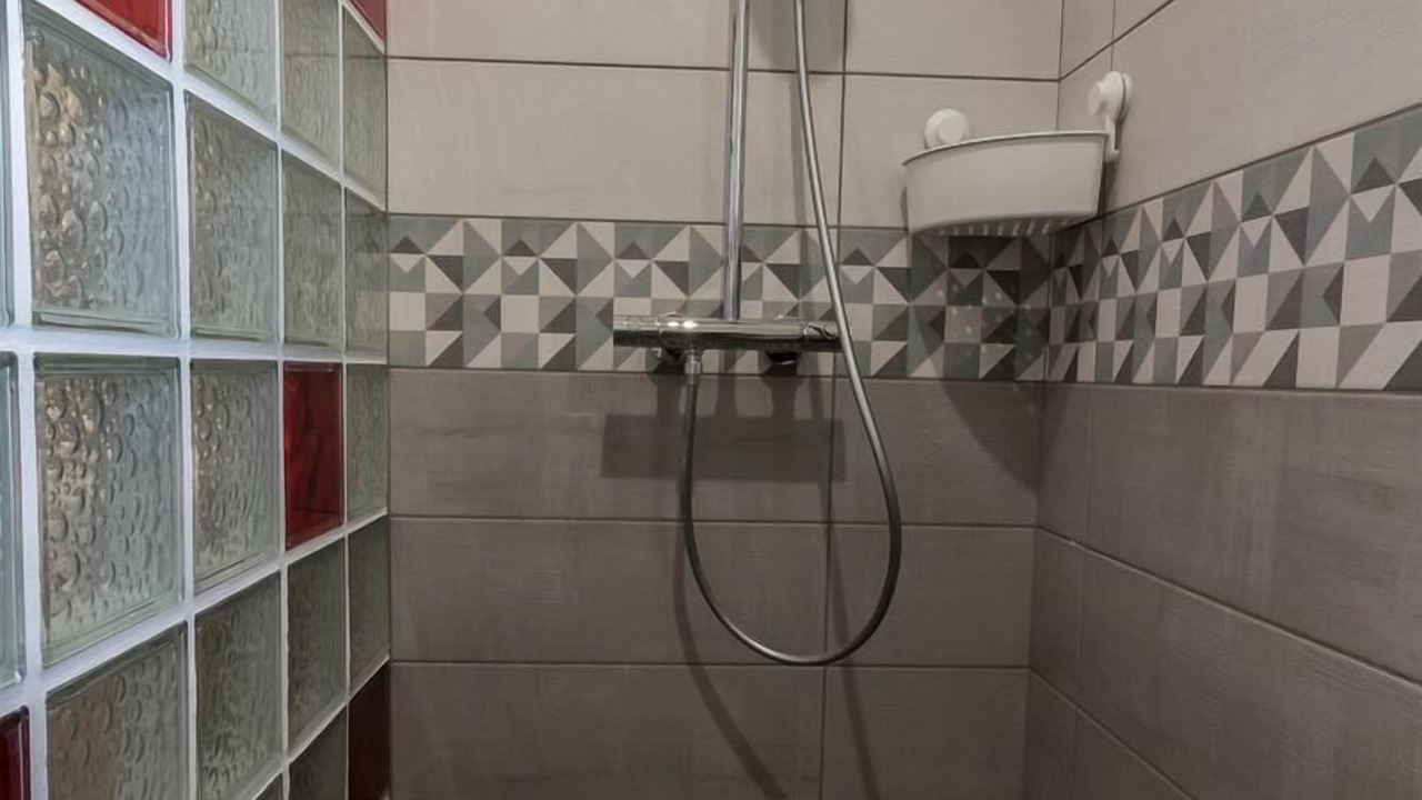 Photo of Bathroom in Merville