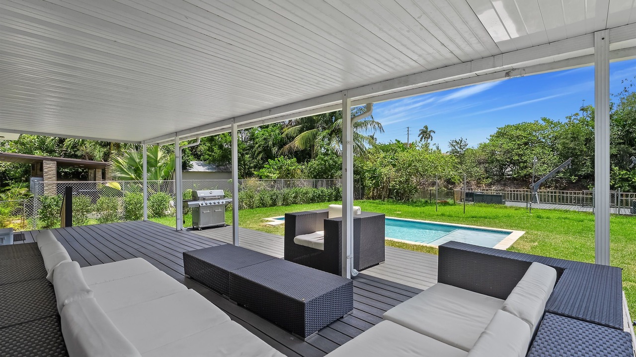 Photo of Outdoor in Golden Glades