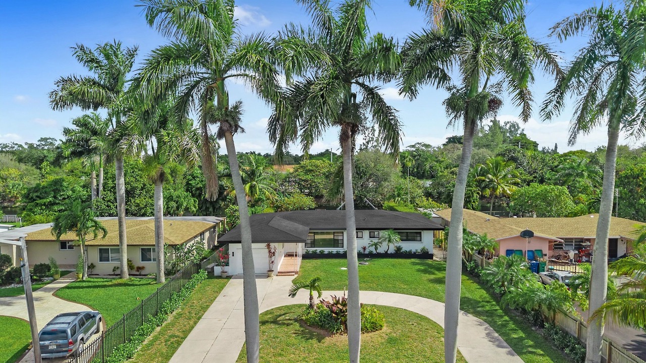 Photo of Others in Golden Glades