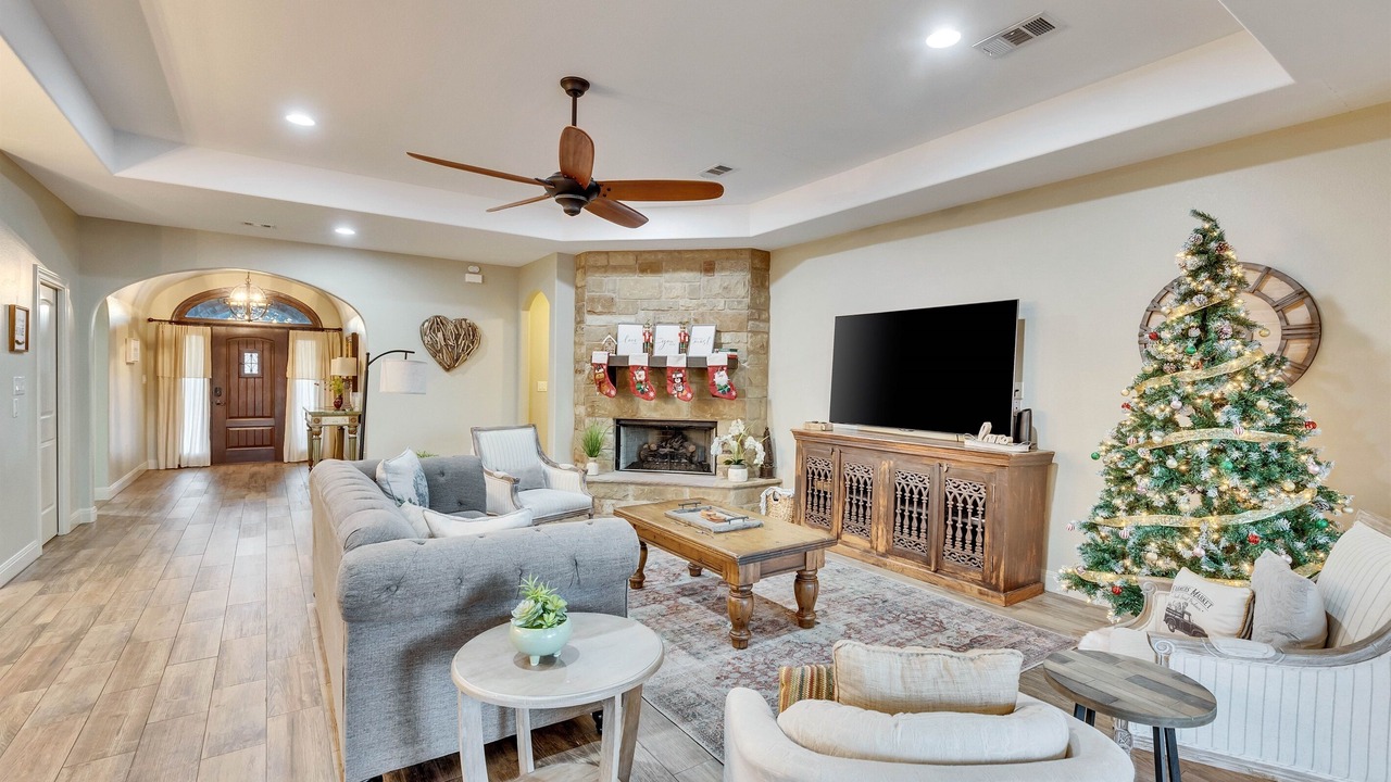 Photo of Livingroom in Highland Lake Estates