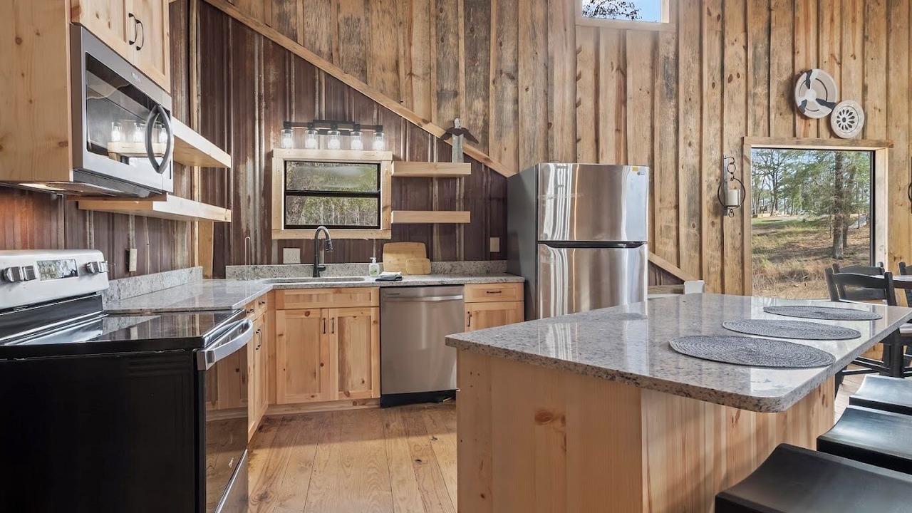 Photo of Kitchen in Abbeville