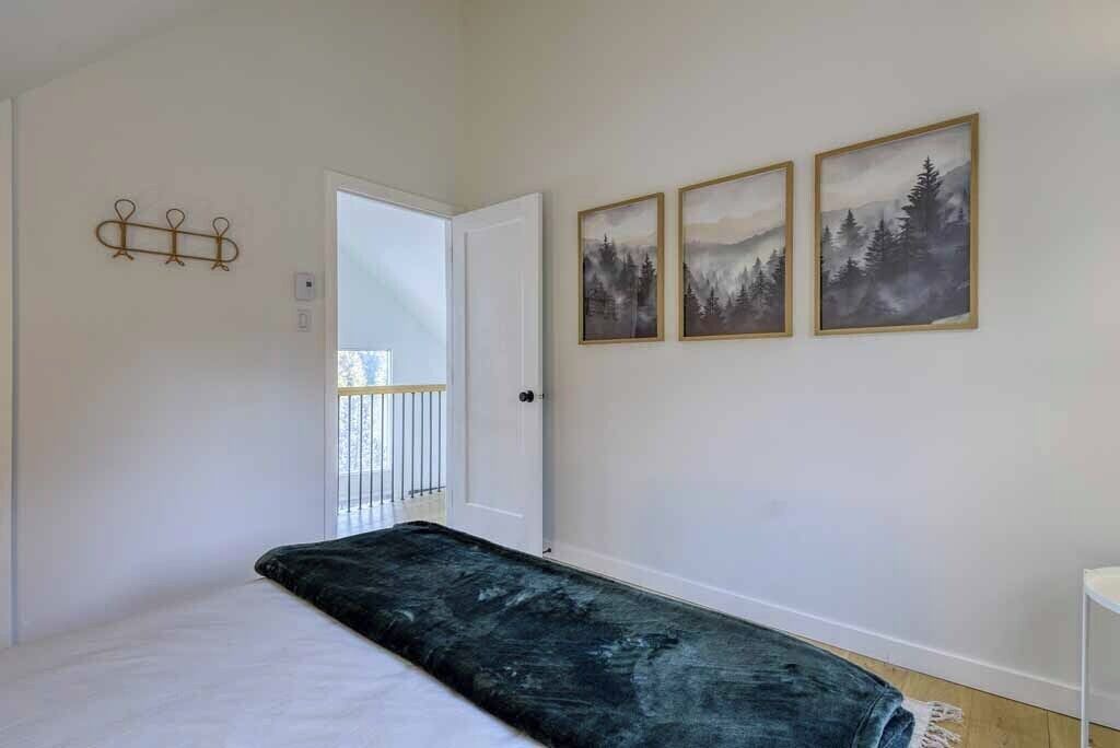 Photo of Bedroom in Amherst