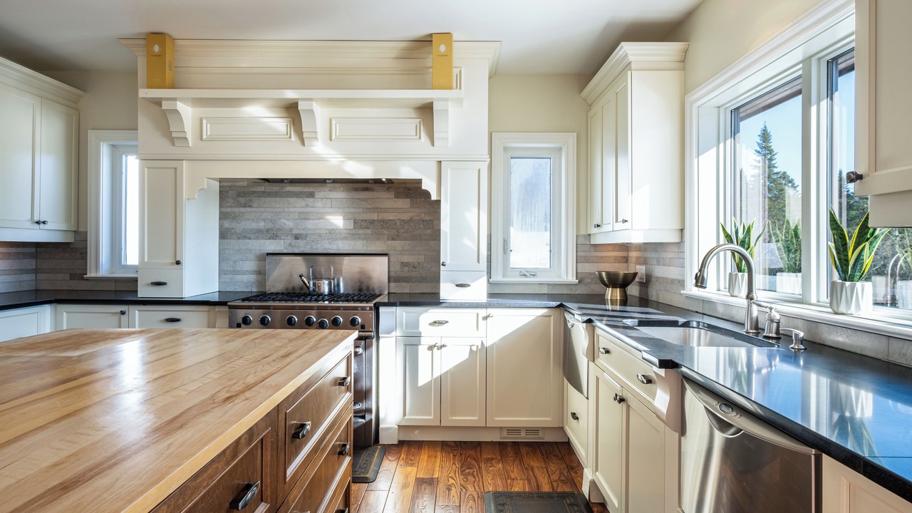 Photo of Kitchen in Saint-Faustin-Lac-Carre