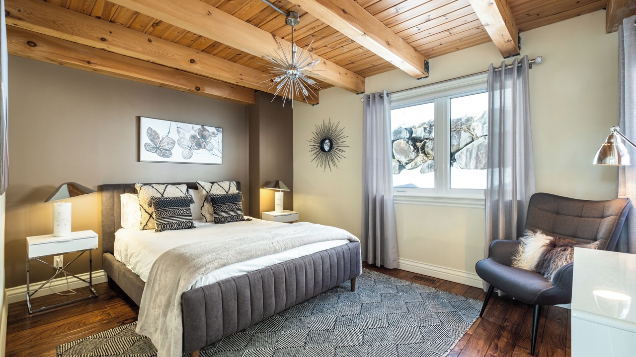 Photo of Bedroom in Saint-Faustin-Lac-Carre