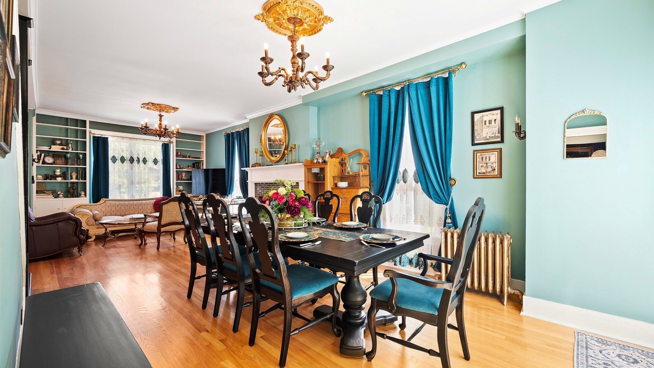 Photo of Livingroom in St. Charles