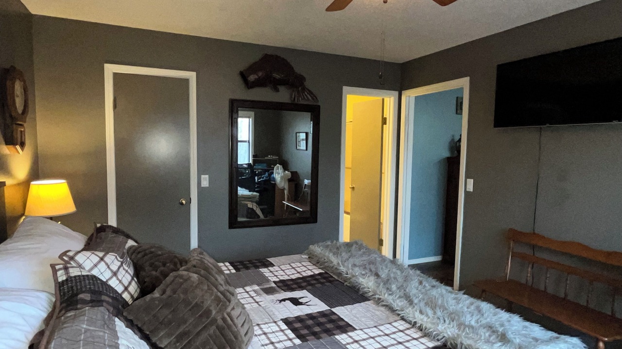Photo of Bedroom in Hot Springs Village