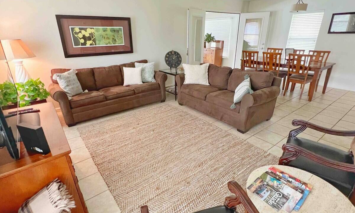 Photo of Livingroom in Buchanan Dam
