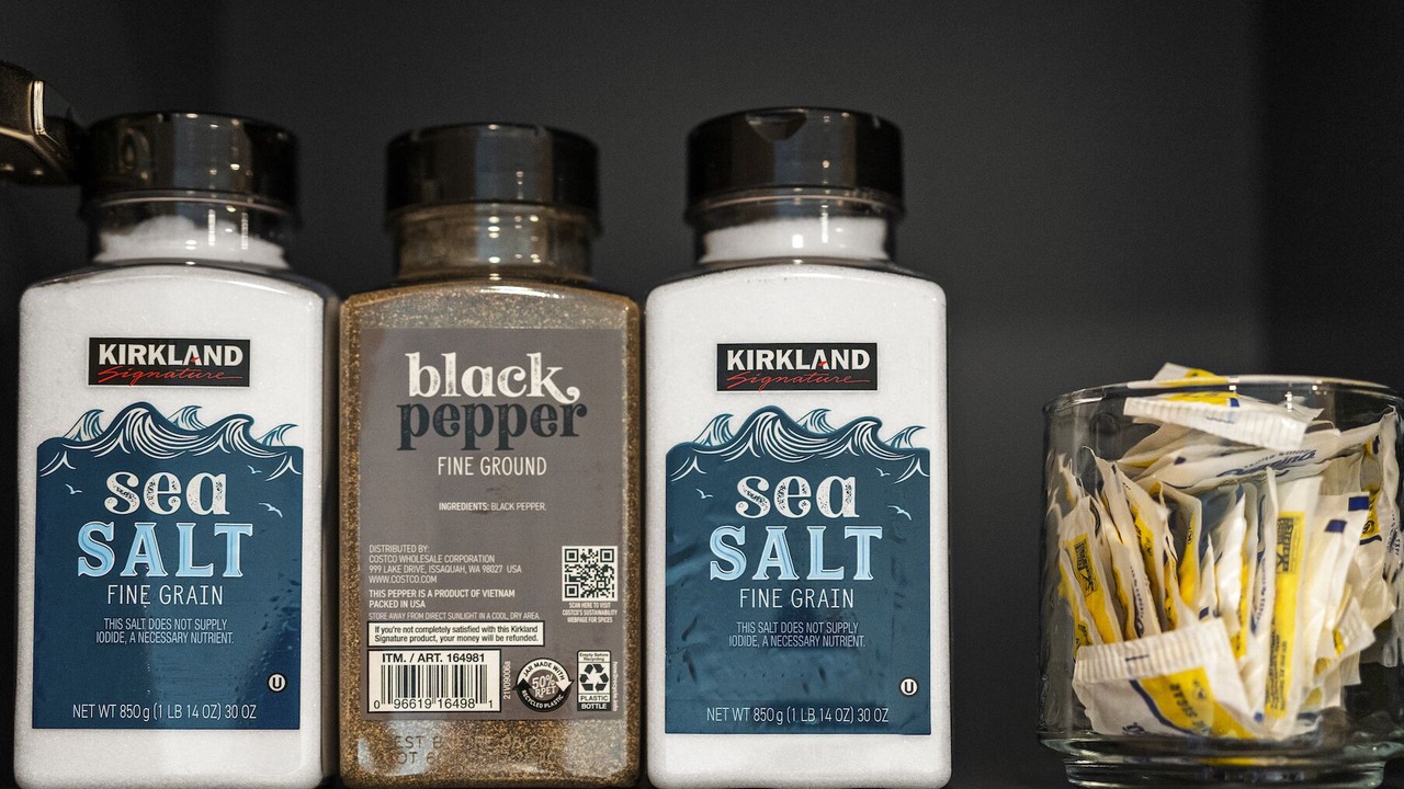 Photo of Bathroom in D Street - West Broadway