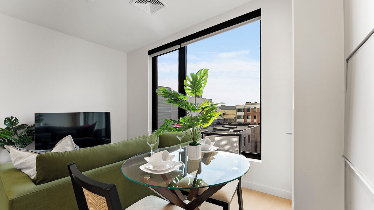 Photo of Others in D Street - West Broadway