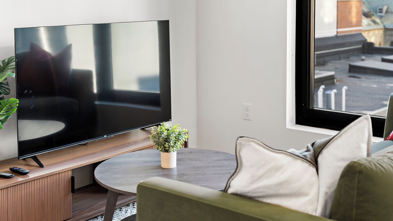 Photo of Livingroom in D Street - West Broadway