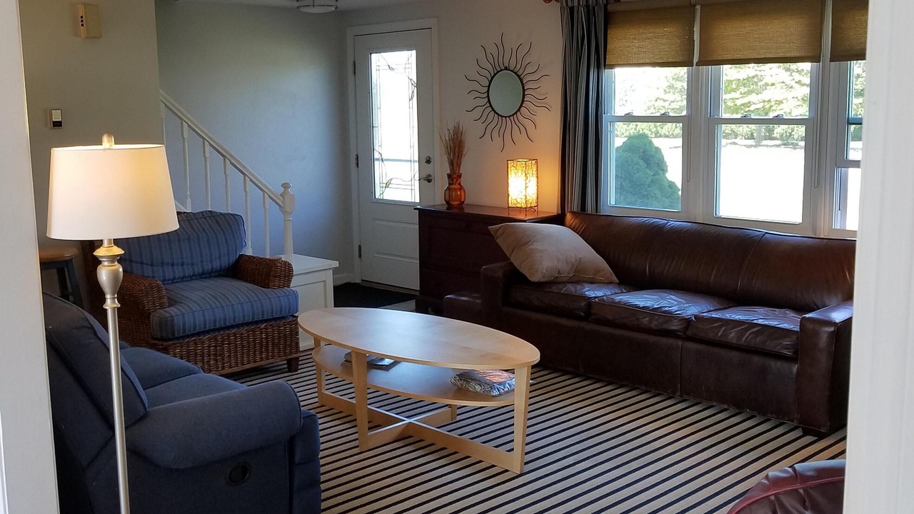 Photo of Livingroom in Eastward Look