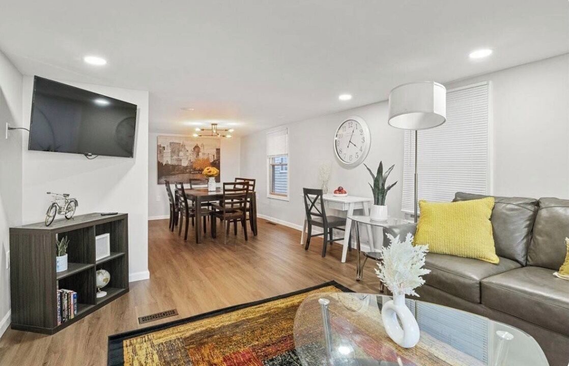 Photo of Livingroom in East Rochester