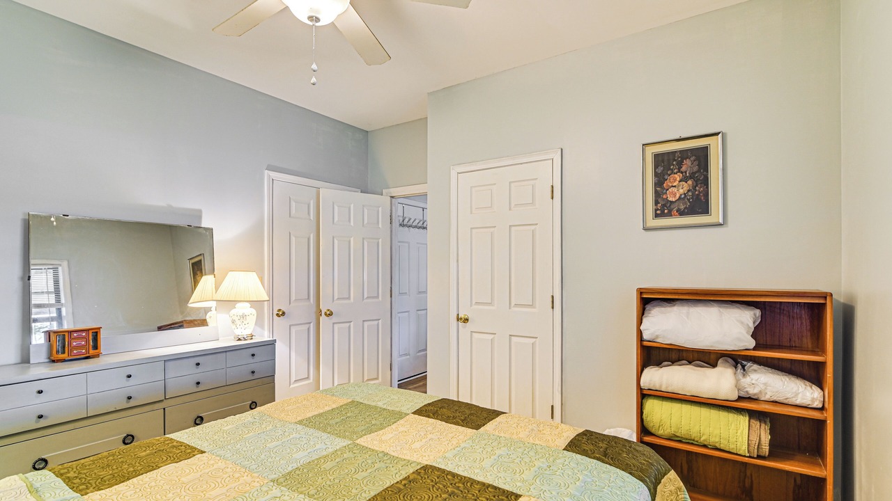 Photo of Bedroom in Edinburg