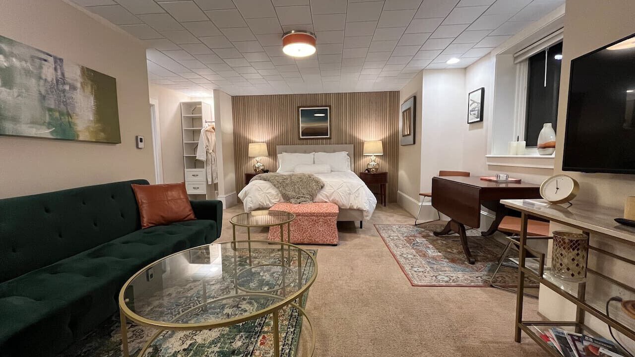 Photo of Livingroom in Laurelhurst