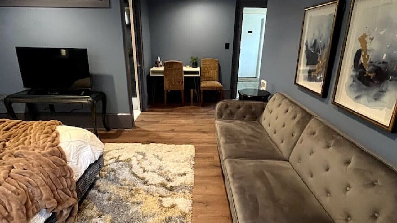 Photo of Livingroom in Laurelhurst