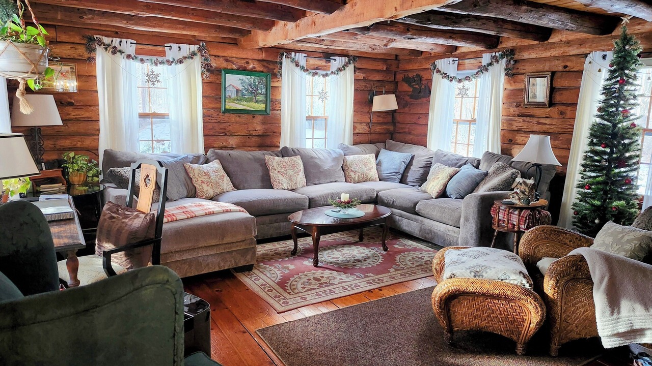 Photo of Livingroom in Bradford