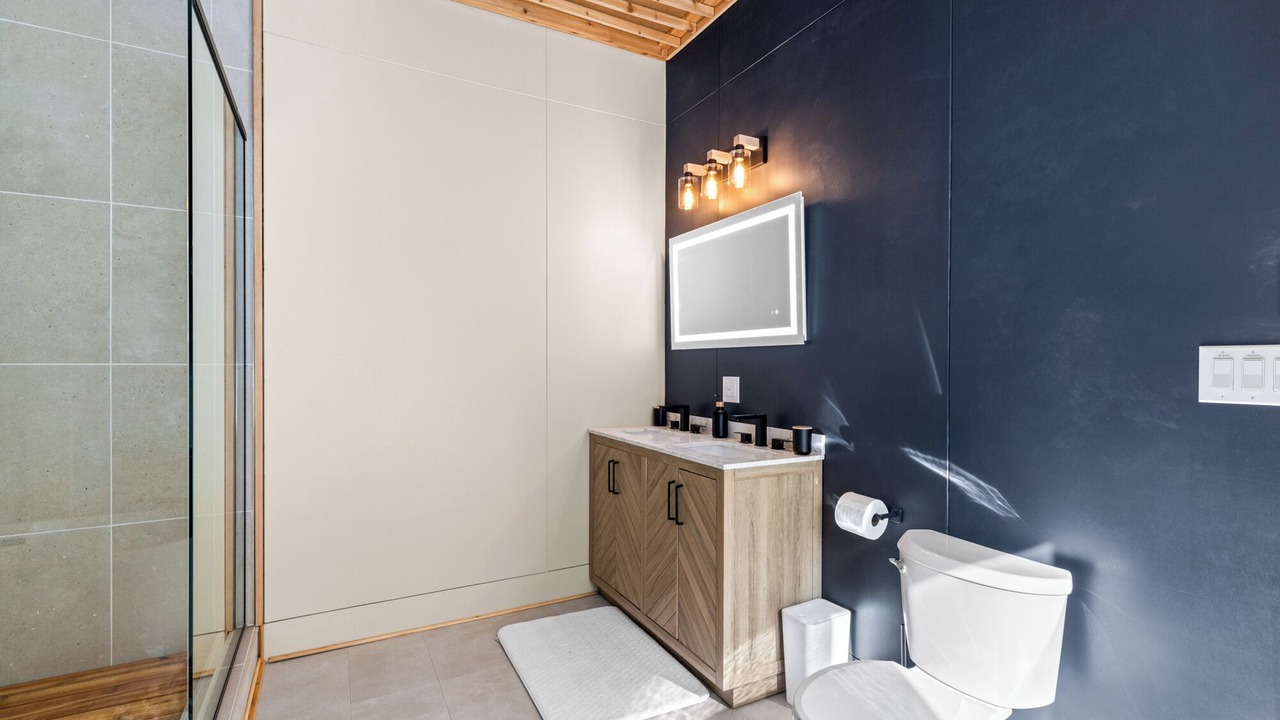 Photo of Bathroom in Head of Jeddore