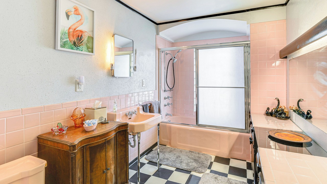 Photo of Bathroom in Atwood
