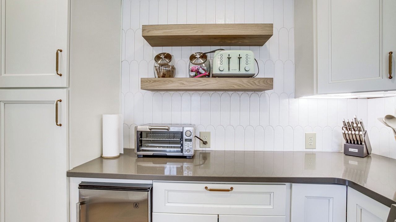 Photo of Others in Allen