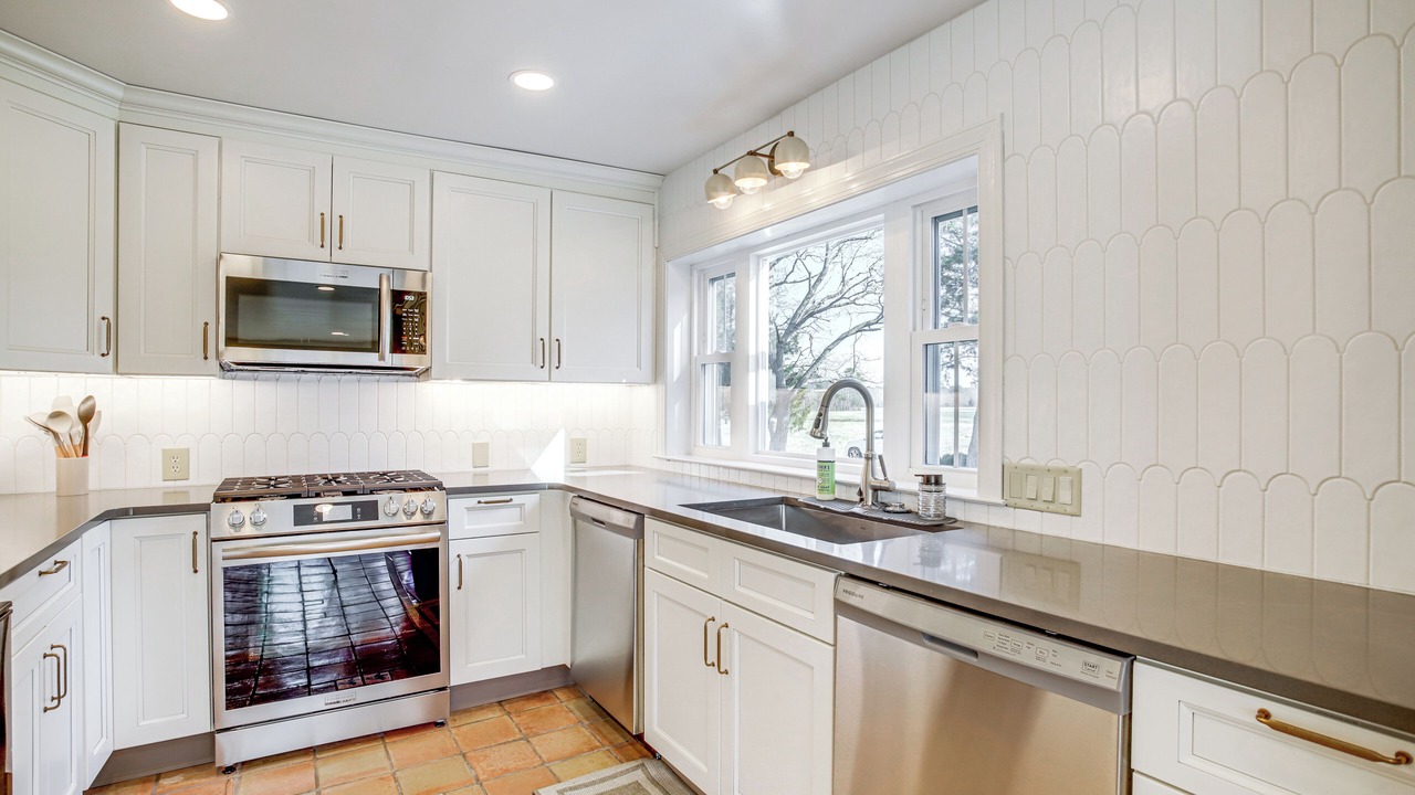 Photo of Others in Allen