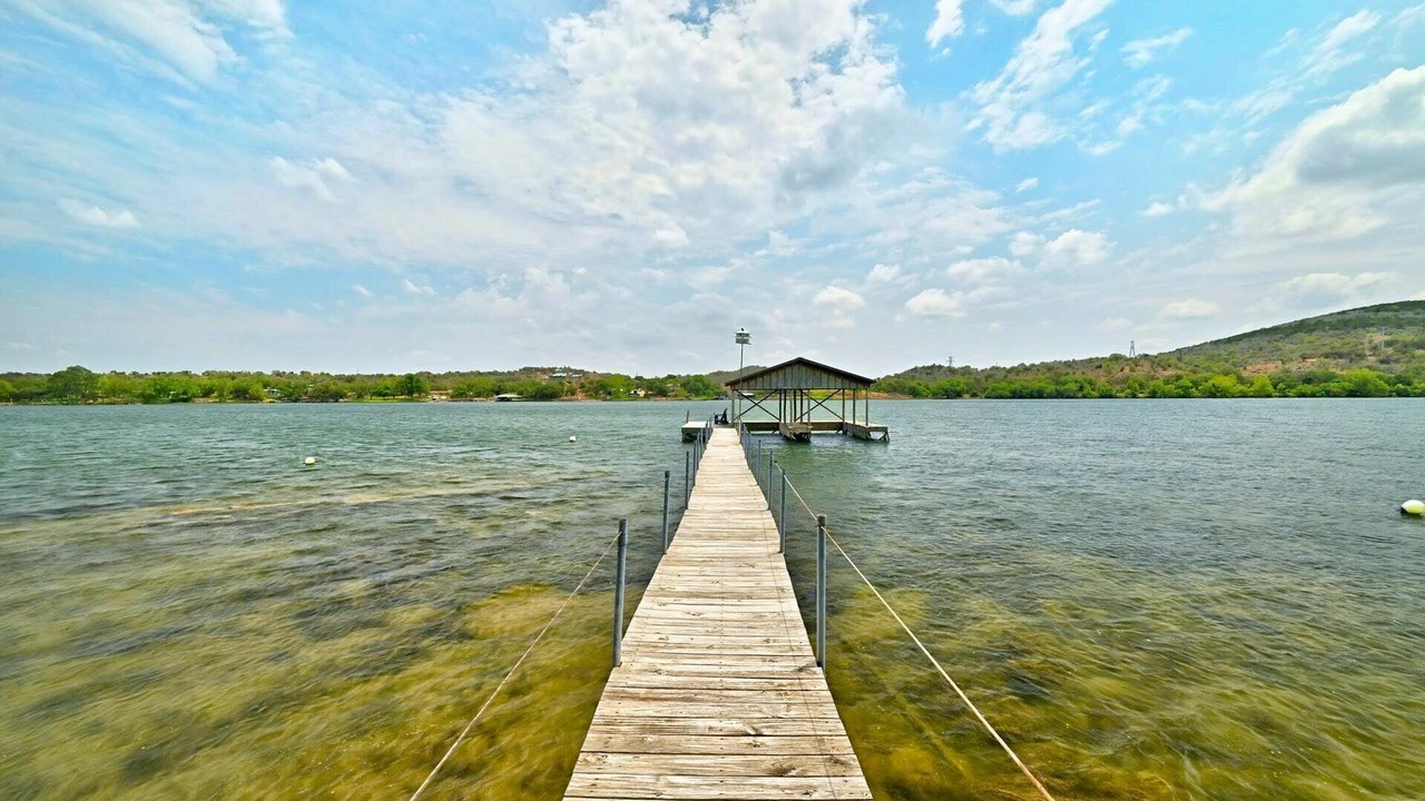 Photo of Others in Burnet