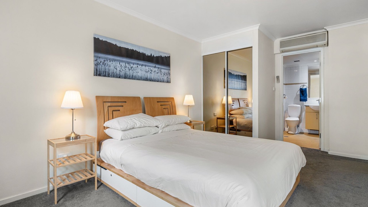 Photo of Others in Chippendale