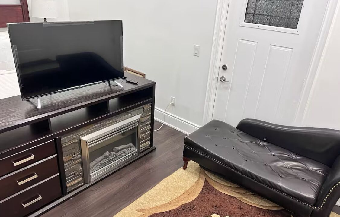 Photo of Livingroom in Mount Pleasant