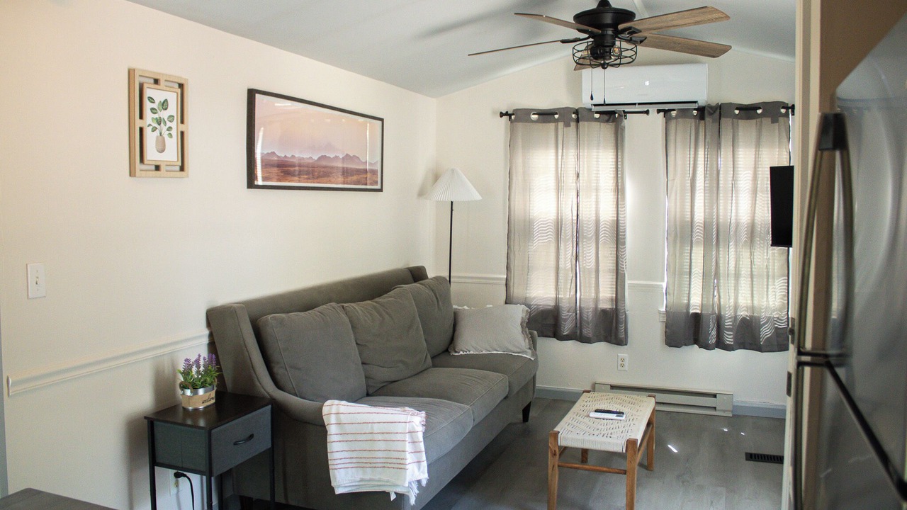 Photo of Livingroom in Fidelity