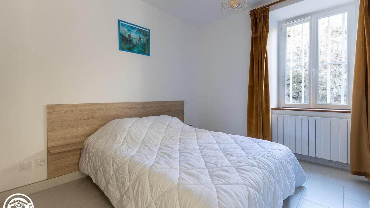 Photo of Bedroom in Murat-le-Quaire
