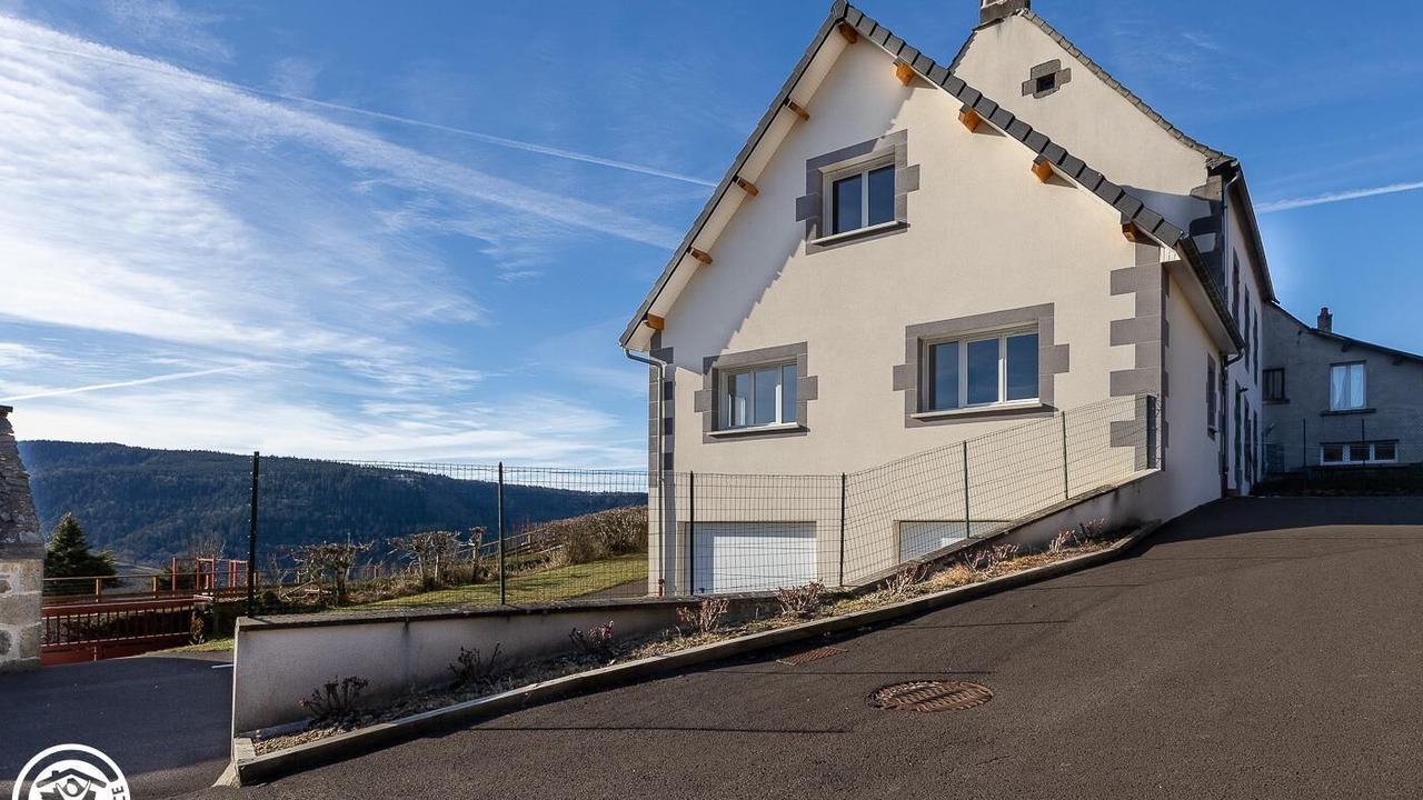 Photo of Outdoor in Murat-le-Quaire