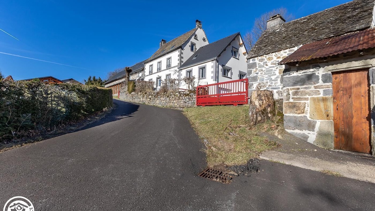 Photo of Outdoor in Murat-le-Quaire