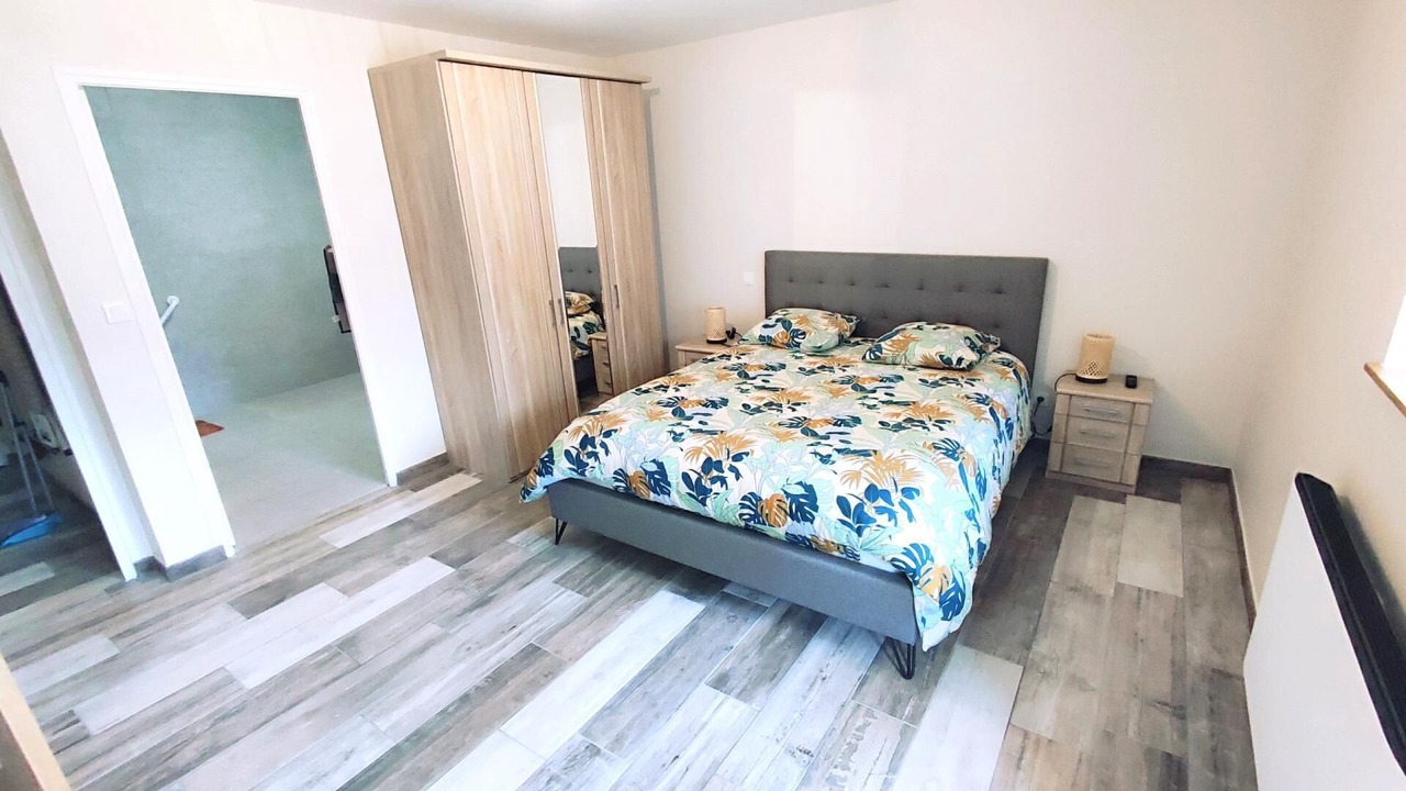 Photo of Bedroom in Yoncq