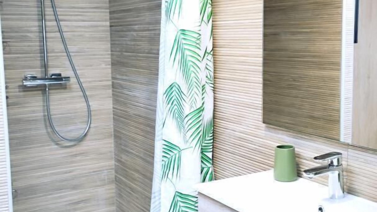 Photo of Bathroom in Yoncq