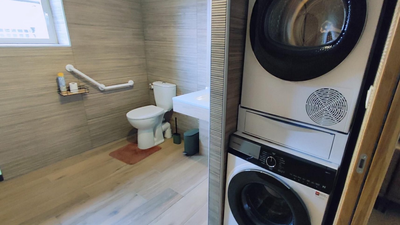 Photo of Bathroom in Yoncq