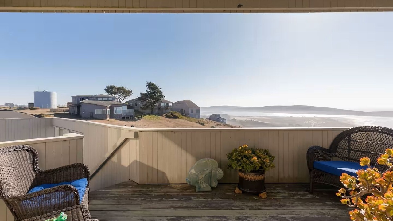 Photo of Patio Balcony in Dillon Beach