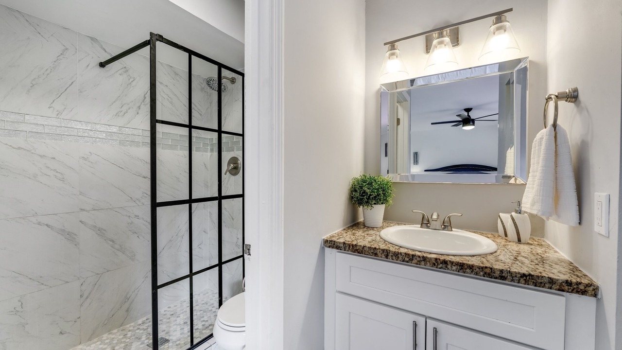 Photo of Bathroom in Ives Estates