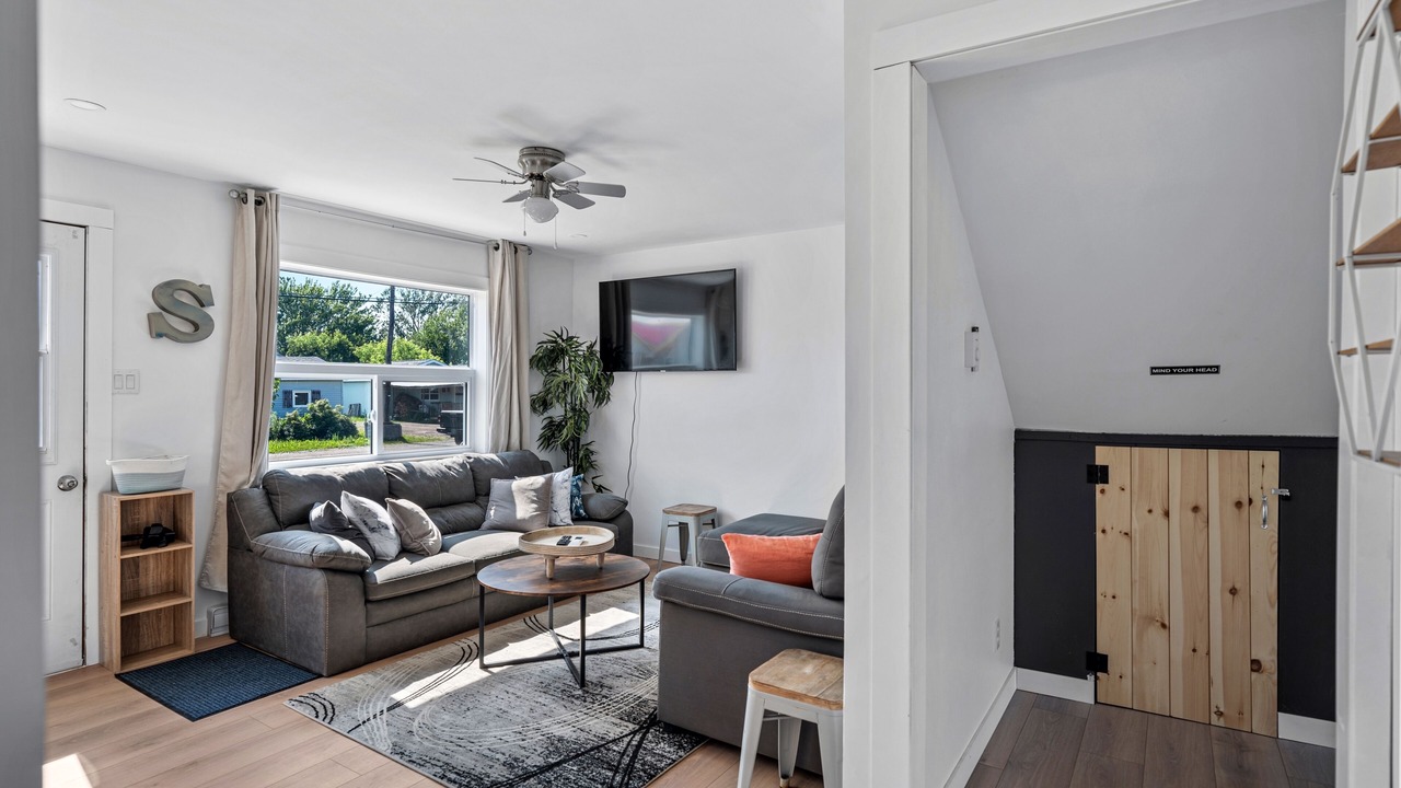 Photo of Livingroom in Pointe-du-Chene