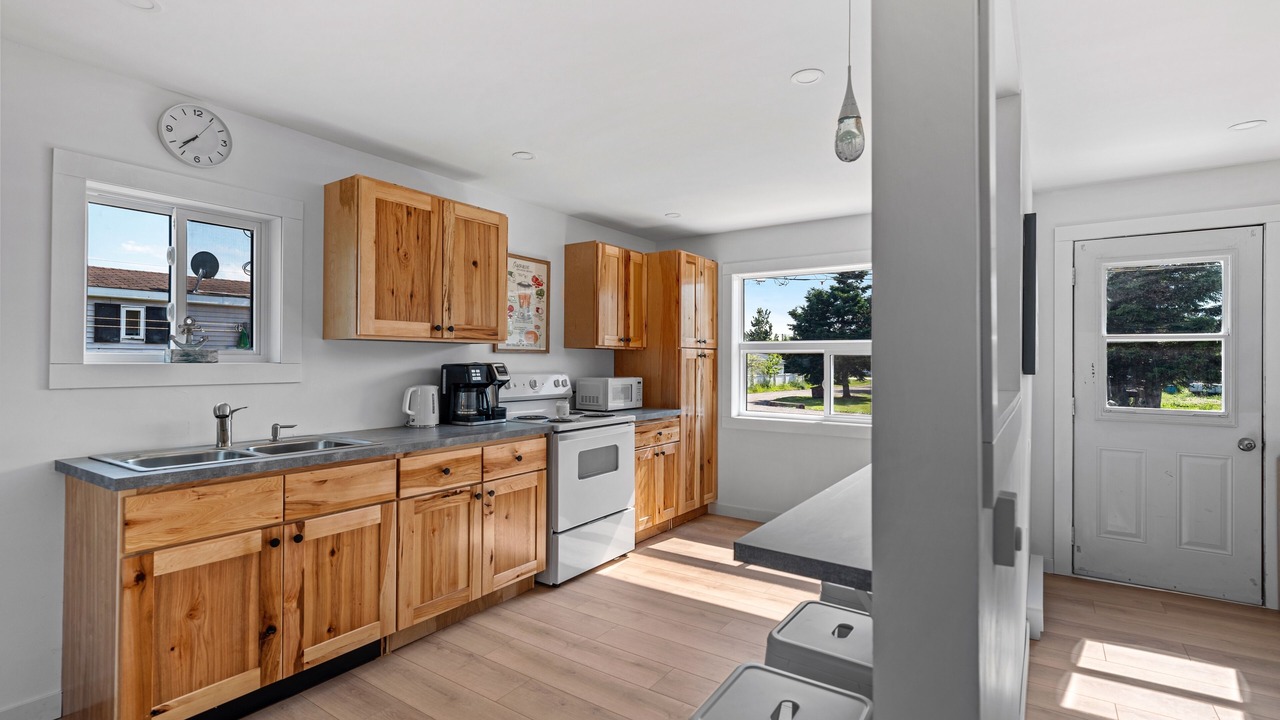 Photo of Kitchen in Pointe-du-Chene