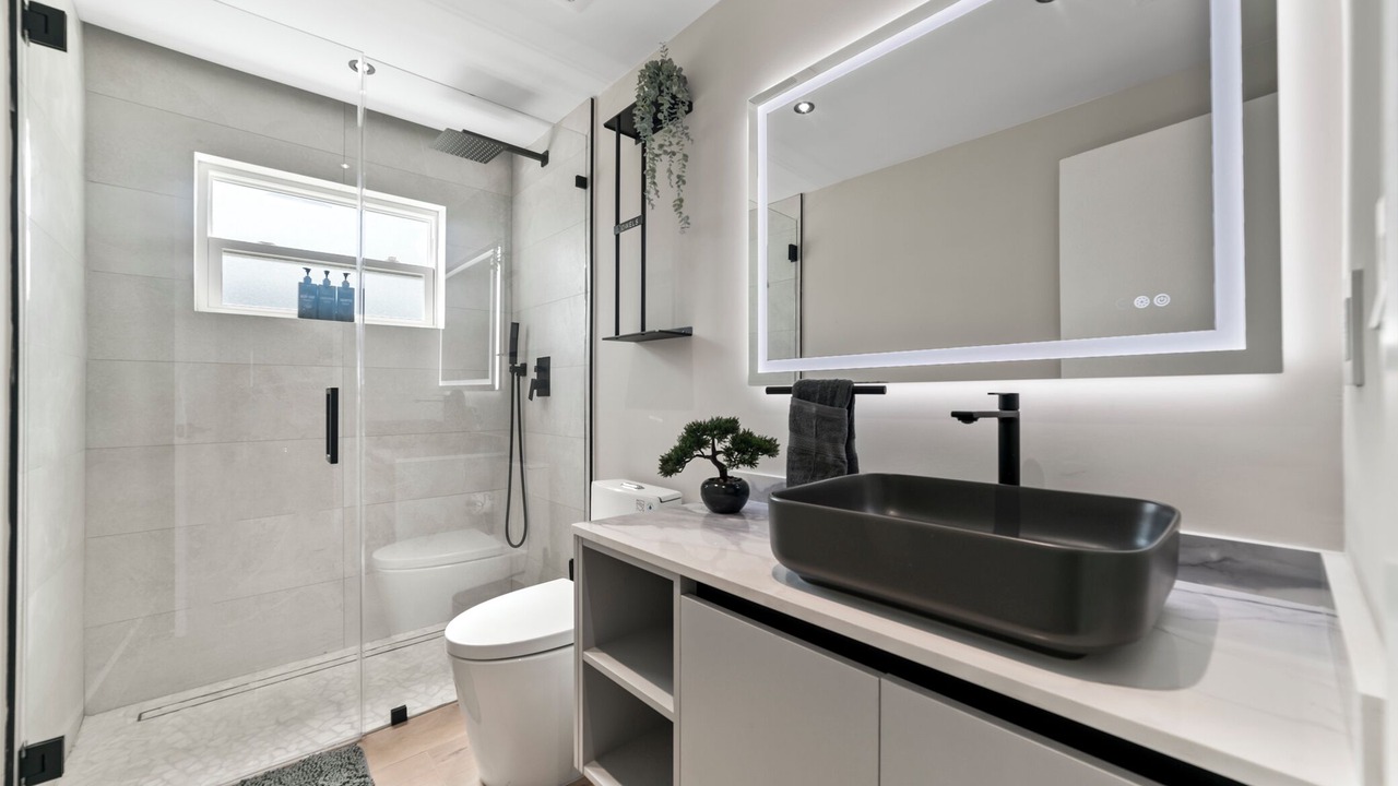 Photo of Bathroom in Miami Gardens